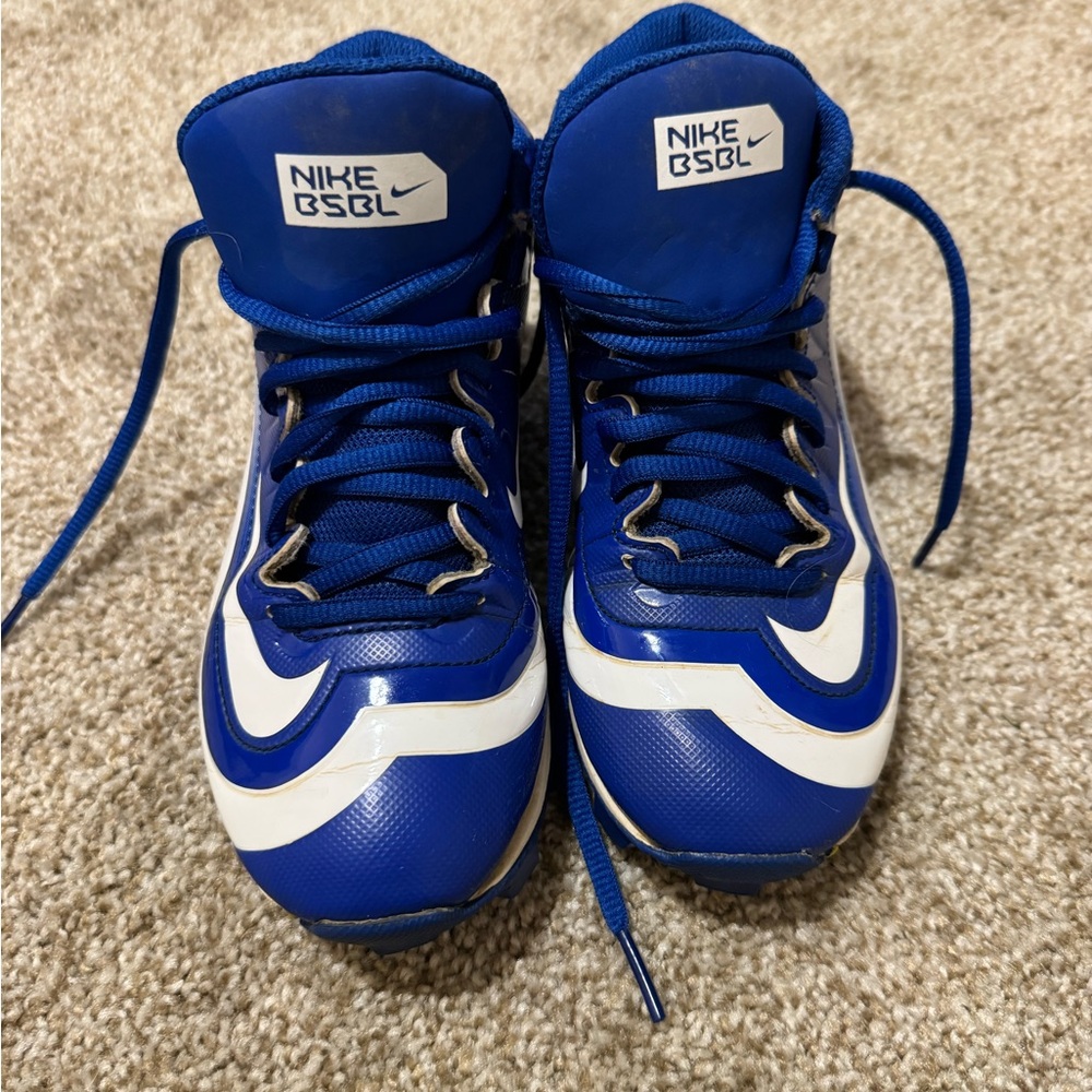 Nike BSBL Boys 2y cleats - Picture 7 of 8